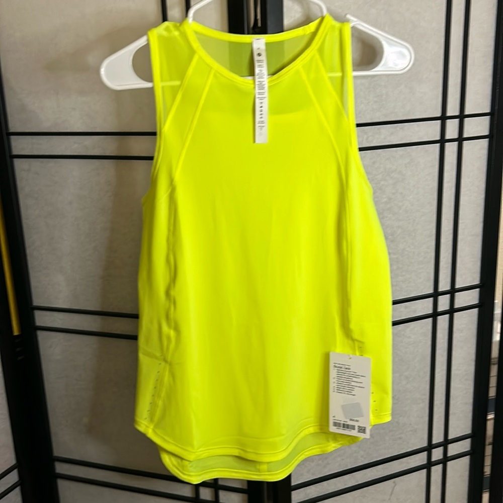 NWT Lululemon Sculpt Tank